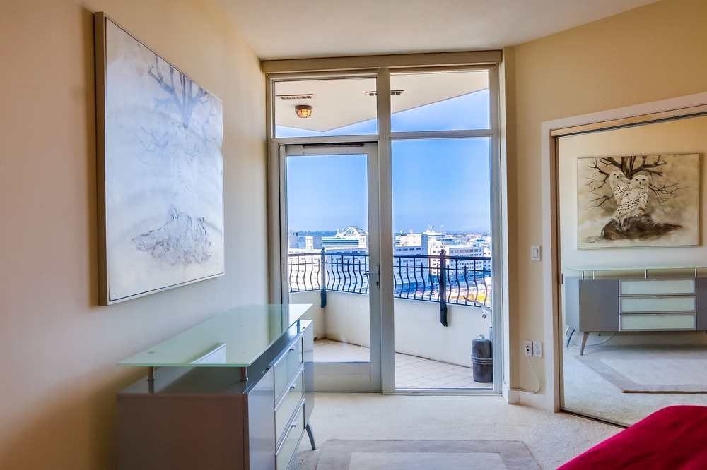 Virtual tour photo 26 of 82 for 700 W Harbor Dr #1406