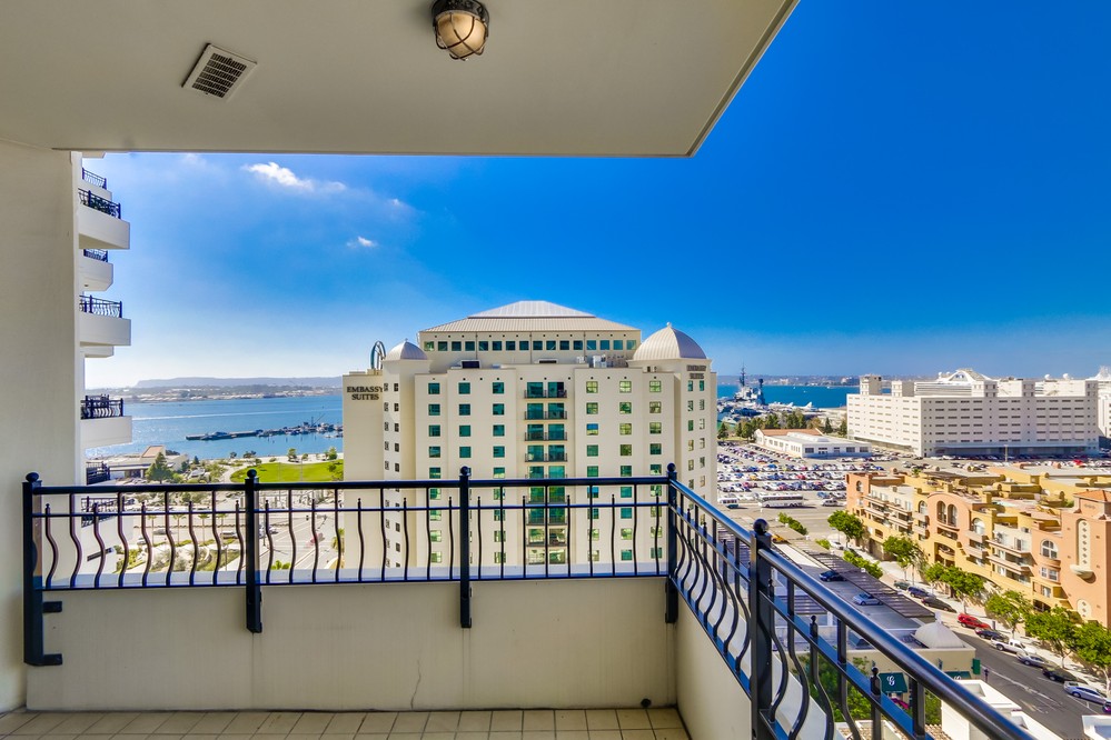 Virtual tour photo 18 of 82 for 700 W Harbor Dr #1406