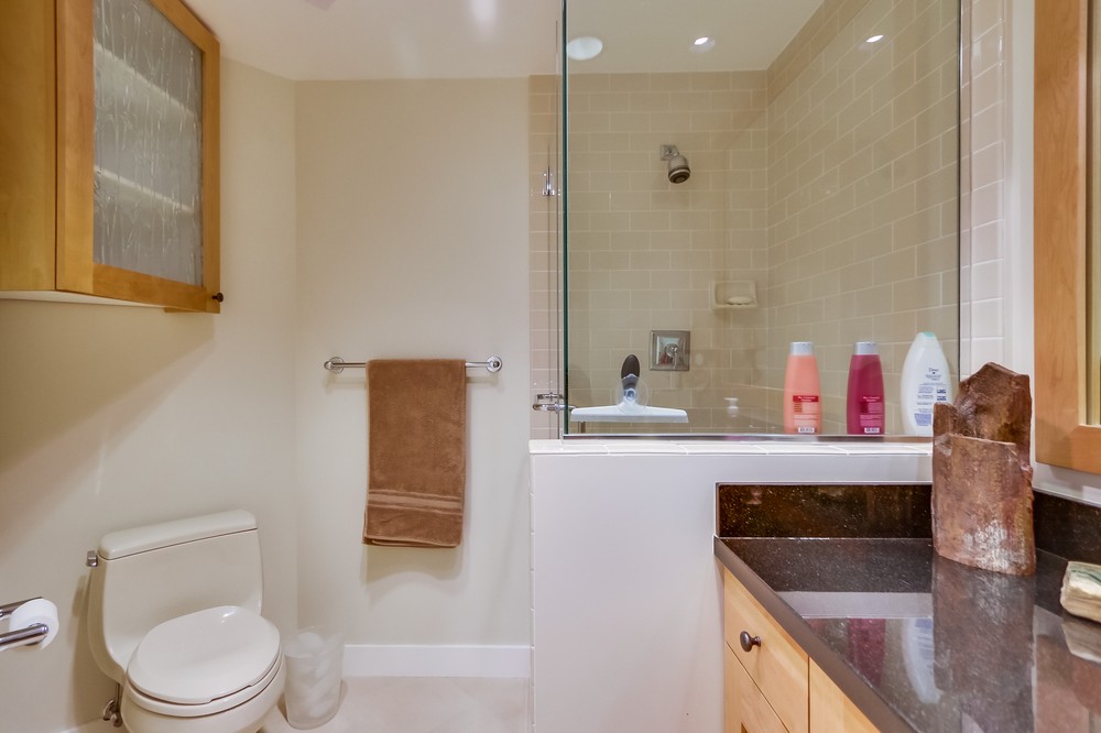 Virtual tour photo 45 of 82 for 700 W Harbor Dr #1406