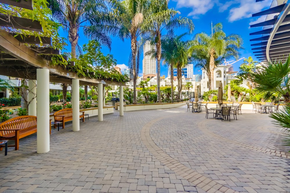 Virtual tour photo 72 of 82 for 700 W Harbor Dr #1406