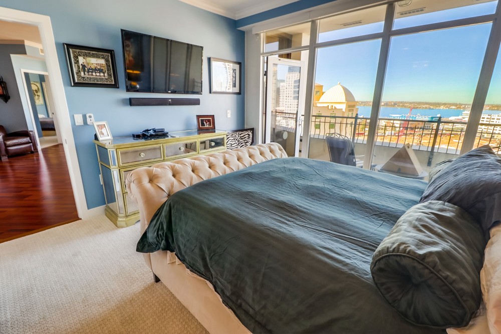 Virtual tour photo 26 of 61 for 700 W Harbor Dr UNIT 1505