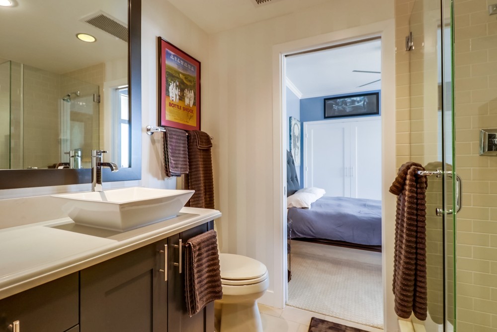 Virtual tour photo 41 of 61 for 700 W Harbor Dr UNIT 1505