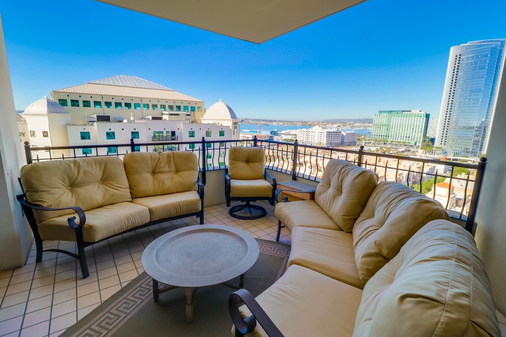 Virtual tour photo 43 of 61 for 700 W Harbor Dr UNIT 1505
