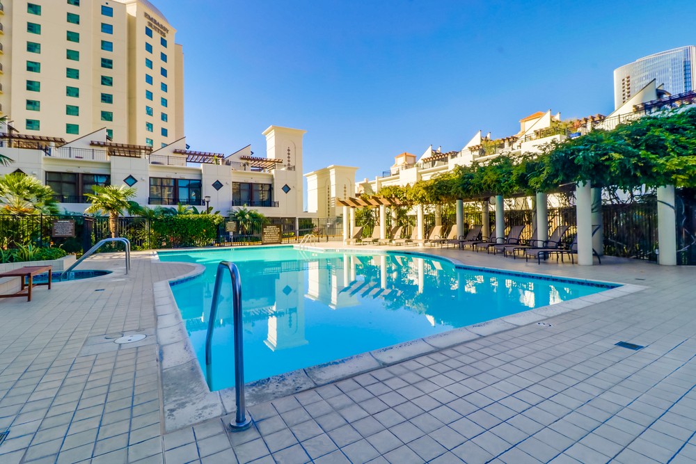 Virtual tour photo 56 of 61 for 700 W Harbor Dr UNIT 1505