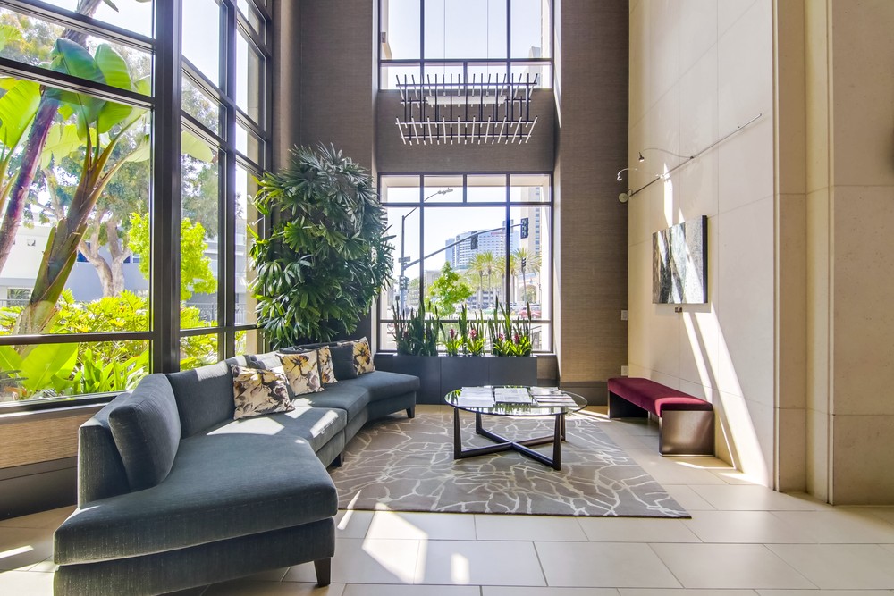 Virtual tour photo 9 of 75 for 700 W Harbor Dr