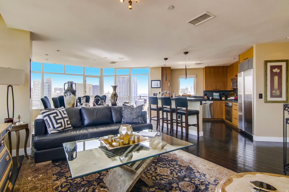 Virtual tour photo 14 of 75 for 700 W Harbor Dr
