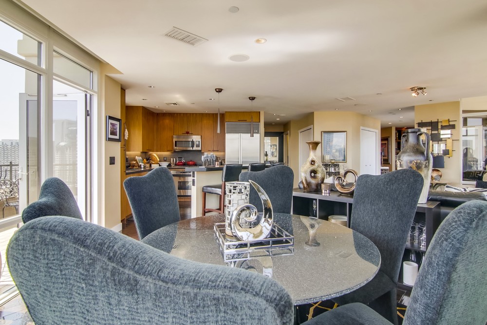 Virtual tour photo 22 of 75 for 700 W Harbor Dr