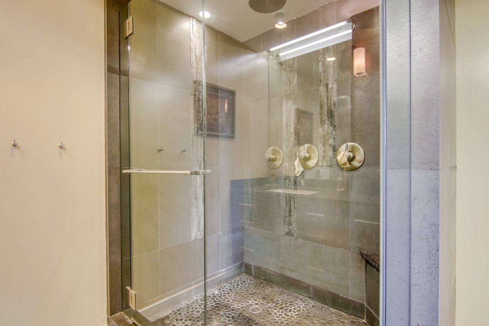 Virtual tour photo 49 of 75 for 700 W Harbor Dr