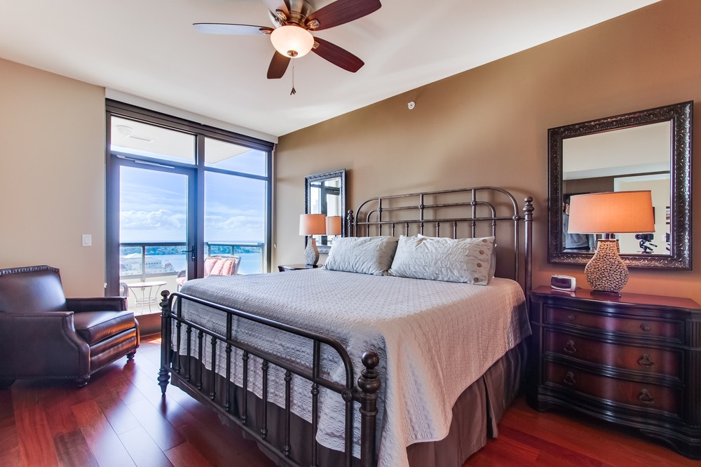 Virtual tour photo 17 of 42 for 700 West E Street #2206