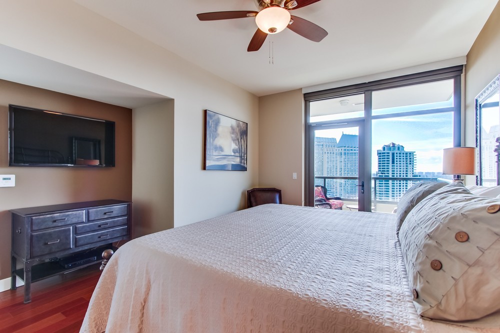 Virtual tour photo 18 of 42 for 700 West E Street #2206