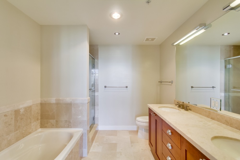 Virtual tour photo 29 of 56 for 700 West E Street #2803