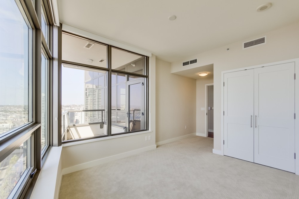 Virtual tour photo 34 of 56 for 700 West E Street #2803
