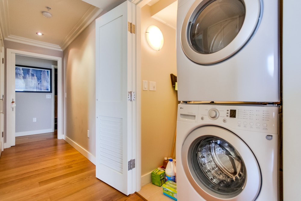 Virtual tour photo 33 of 45 for 700 West E Street #3701