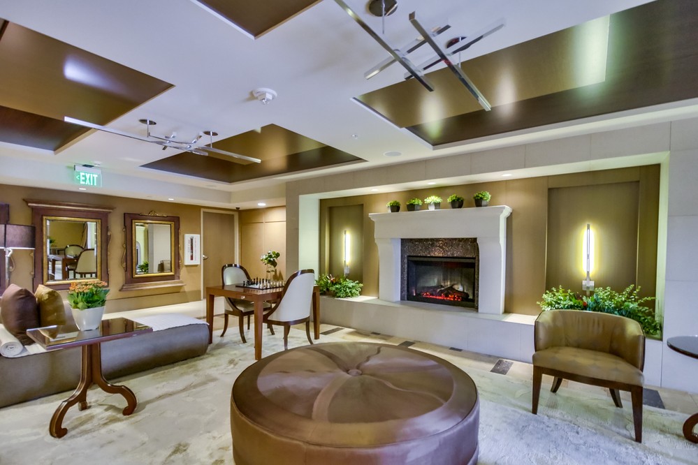 Virtual tour photo 14 of 47 for 700 West E Street #405