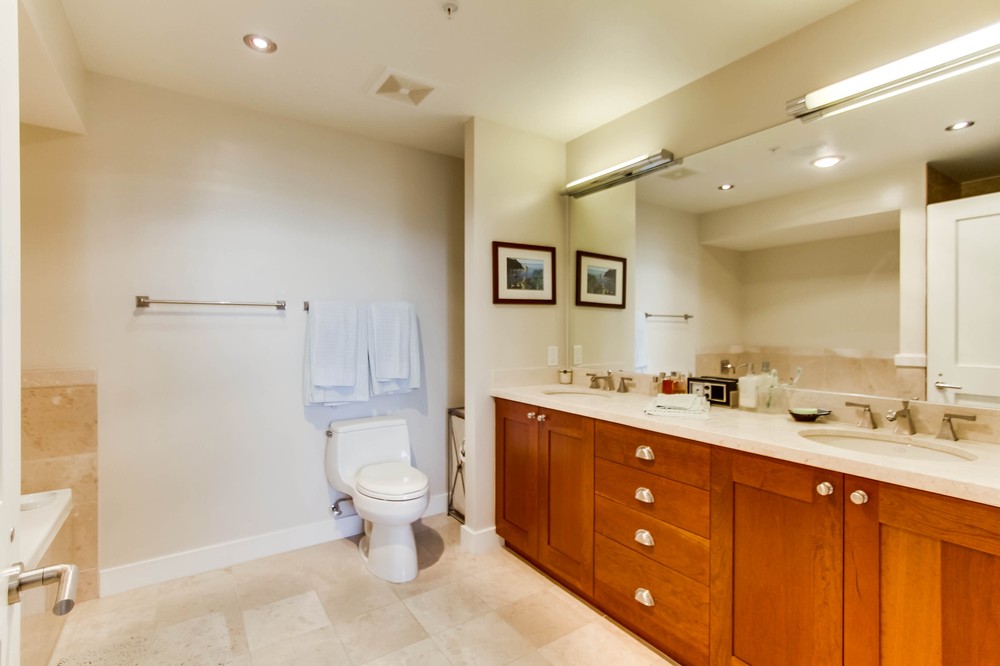 Virtual tour photo 20 of 30 for 700 West E Street #901