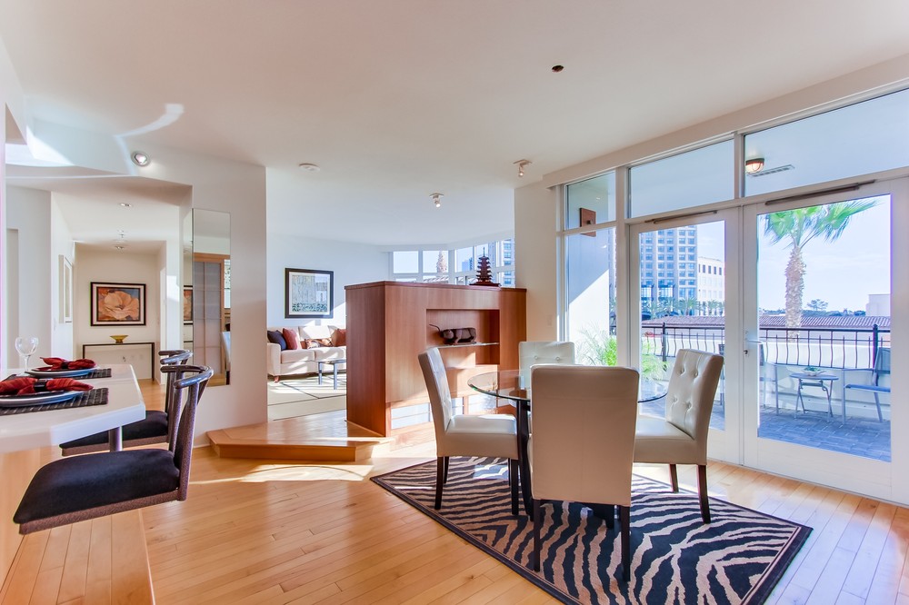 Virtual tour photo 11 of 52 for 700 West Harbor Drive #304