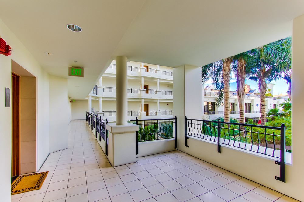 Virtual tour photo 27 of 52 for 700 West Harbor Drive #304