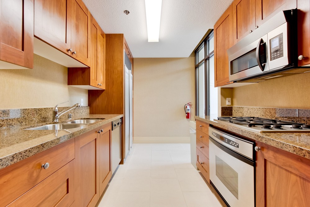 Virtual tour photo 46 of 52 for 700 West Harbor Drive #304