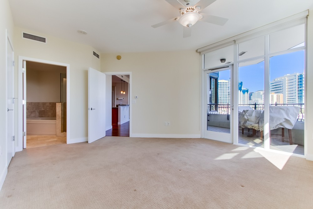 Virtual tour photo 26 of 55 for 700 West Harbor Drive #902