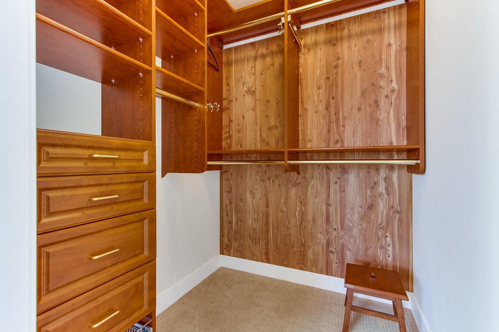 Virtual tour photo 32 of 55 for 700 West Harbor Drive #902