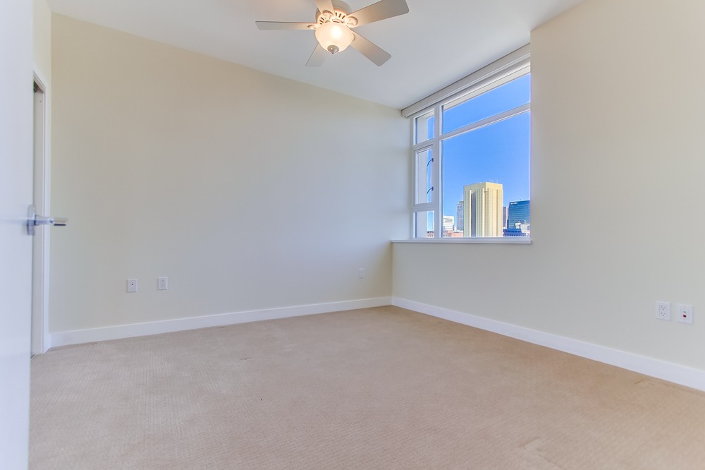 Virtual tour photo 33 of 55 for 700 West Harbor Drive #902