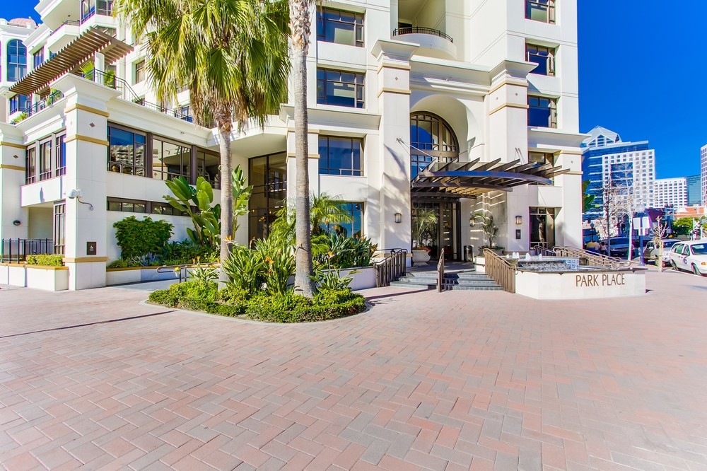 Virtual tour photo 49 of 55 for 700 West Harbor Drive #902