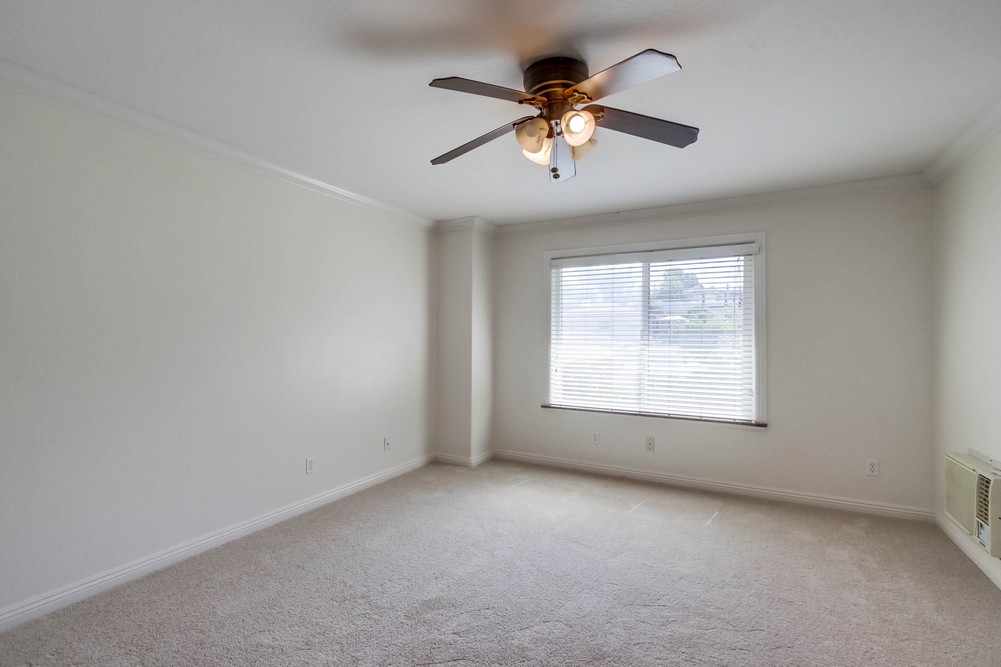 Virtual tour photo 12 of 38 for 7003 Saranac St
