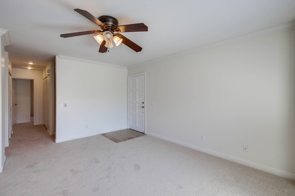 Virtual tour photo 13 of 38 for 7003 Saranac St