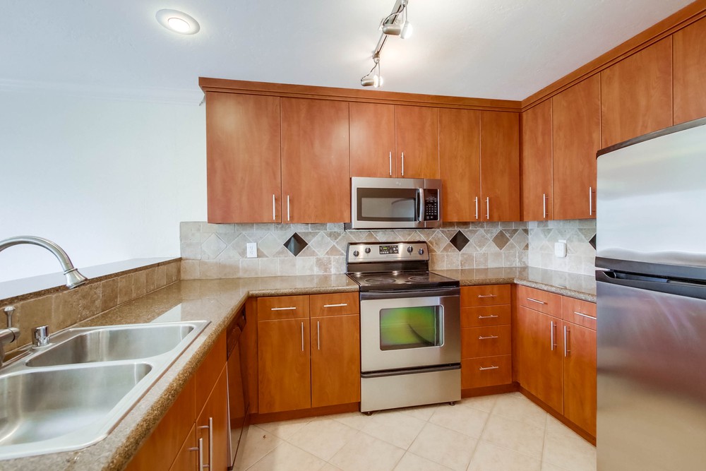 Virtual tour photo 21 of 38 for 7003 Saranac St