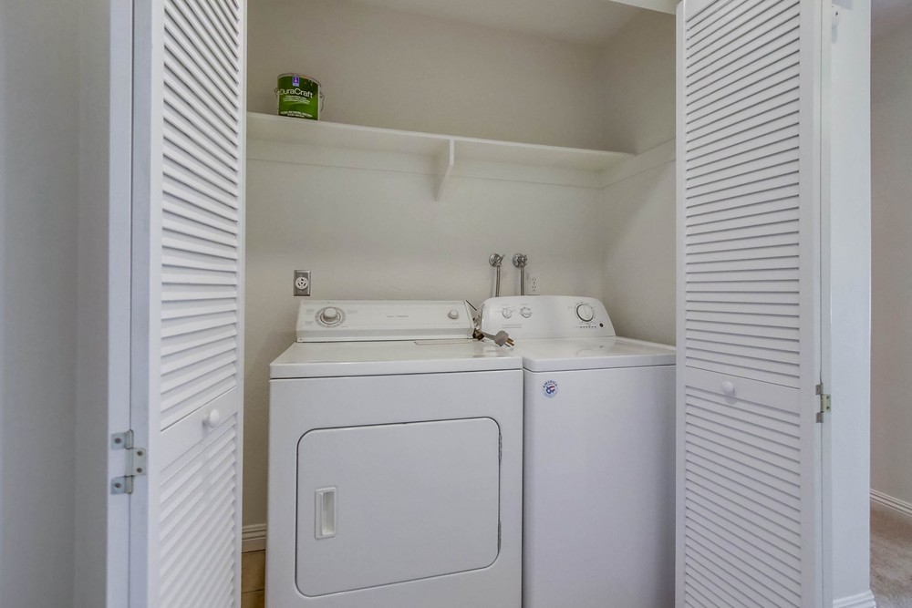 Virtual tour photo 27 of 38 for 7003 Saranac St
