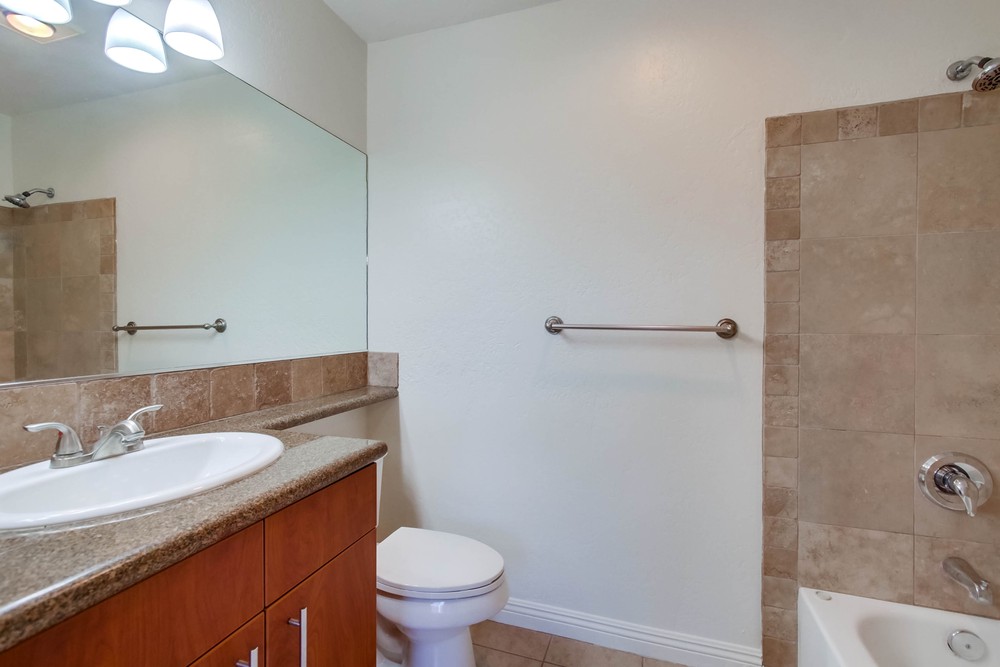 Virtual tour photo 32 of 38 for 7003 Saranac St