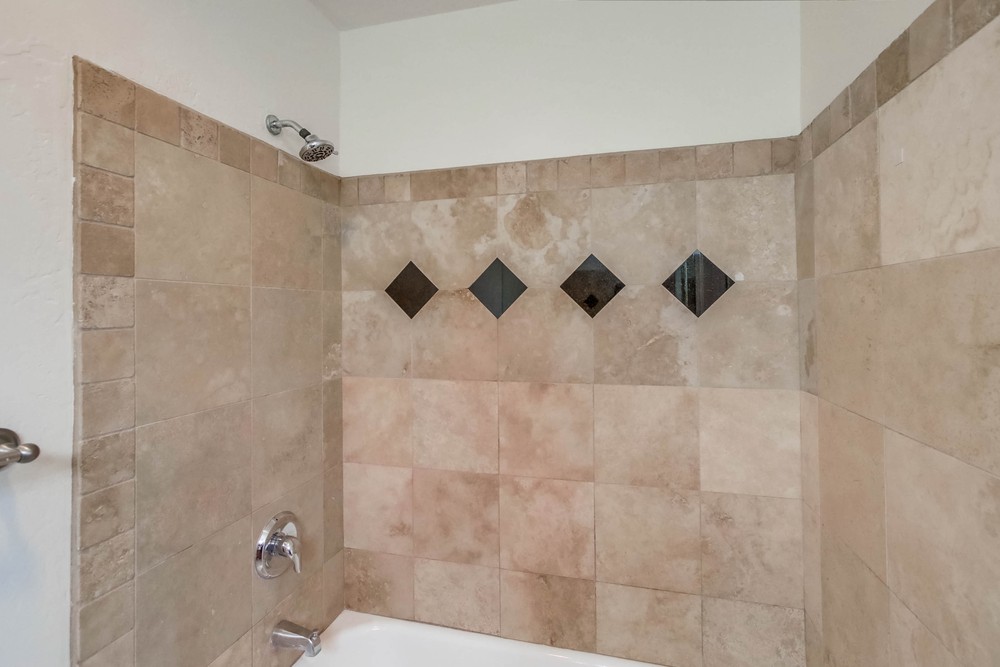 Virtual tour photo 33 of 38 for 7003 Saranac St