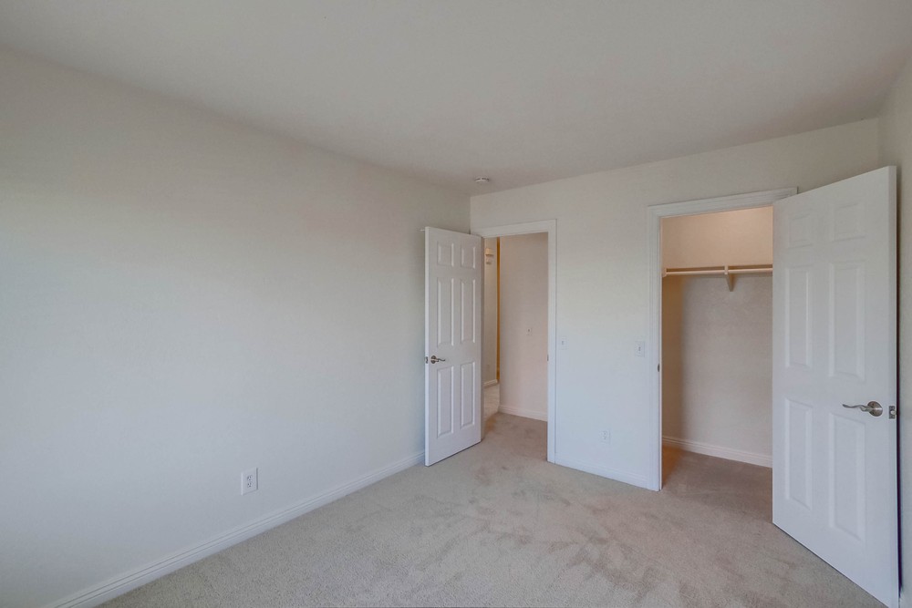 Virtual tour photo 36 of 38 for 7003 Saranac St