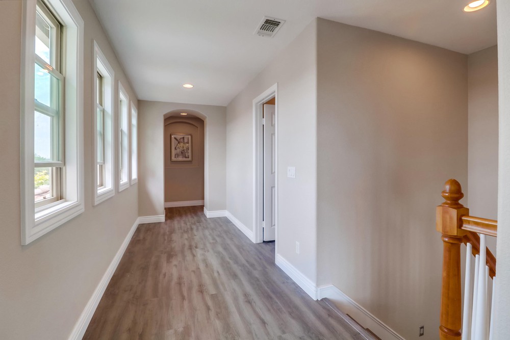 Virtual tour photo 32 of 84 for 7003 Sherbourne Ln