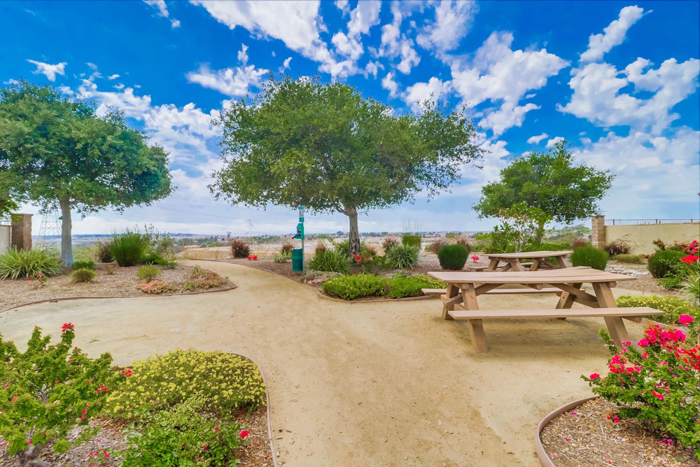 Virtual tour photo 81 of 84 for 7003 Sherbourne Ln