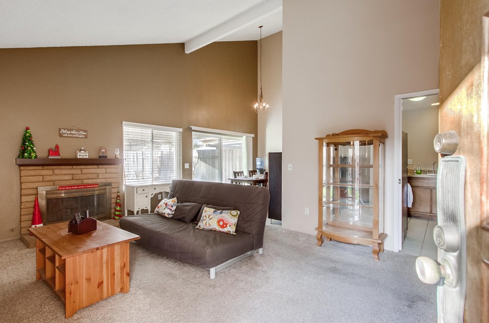 Virtual tour photo 8 of 48 for 7008 Deerhurst Ct
