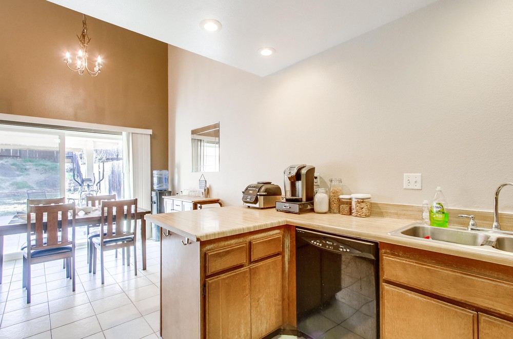 Virtual tour photo 25 of 48 for 7008 Deerhurst Ct
