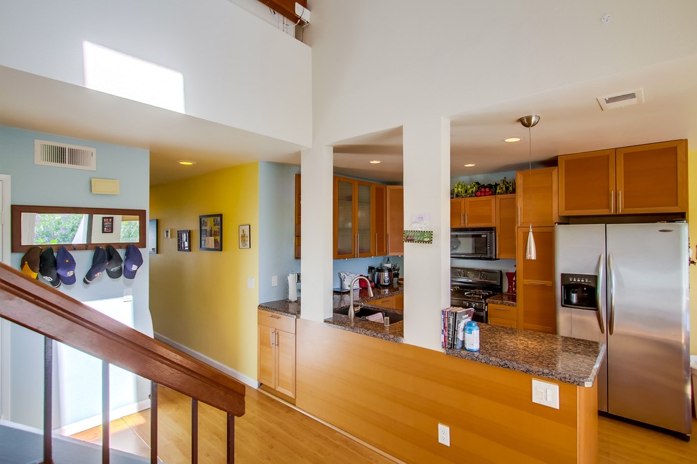 Virtual tour photo 5 of 68 for 701 Kettner Blvd #18