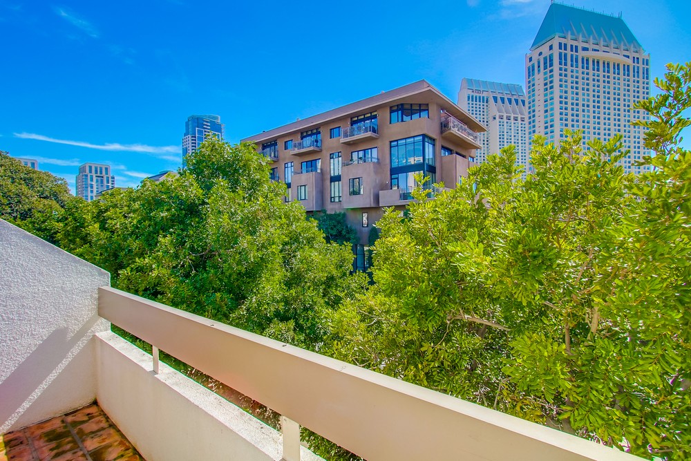 Virtual tour photo 19 of 68 for 701 Kettner Blvd #18