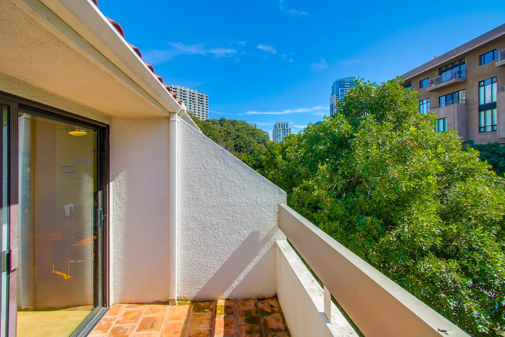 Virtual tour photo 20 of 68 for 701 Kettner Blvd #18