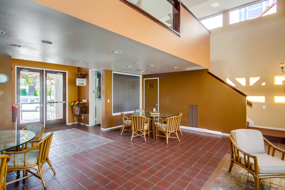 Virtual tour photo 62 of 68 for 701 Kettner Blvd #18