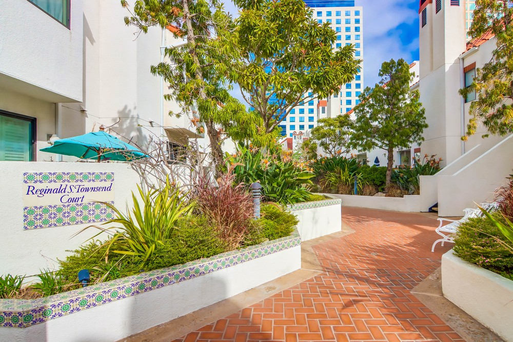 Virtual tour photo 1 of 48 for 701 Kettner Blvd UNIT 113