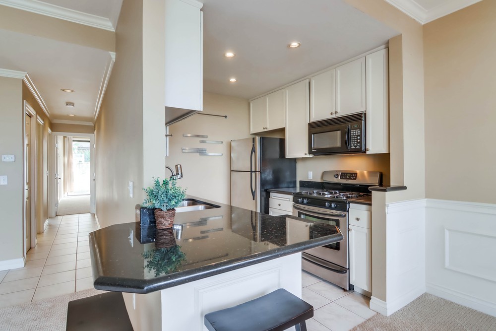 Virtual tour photo 21 of 48 for 701 Kettner Blvd UNIT 113