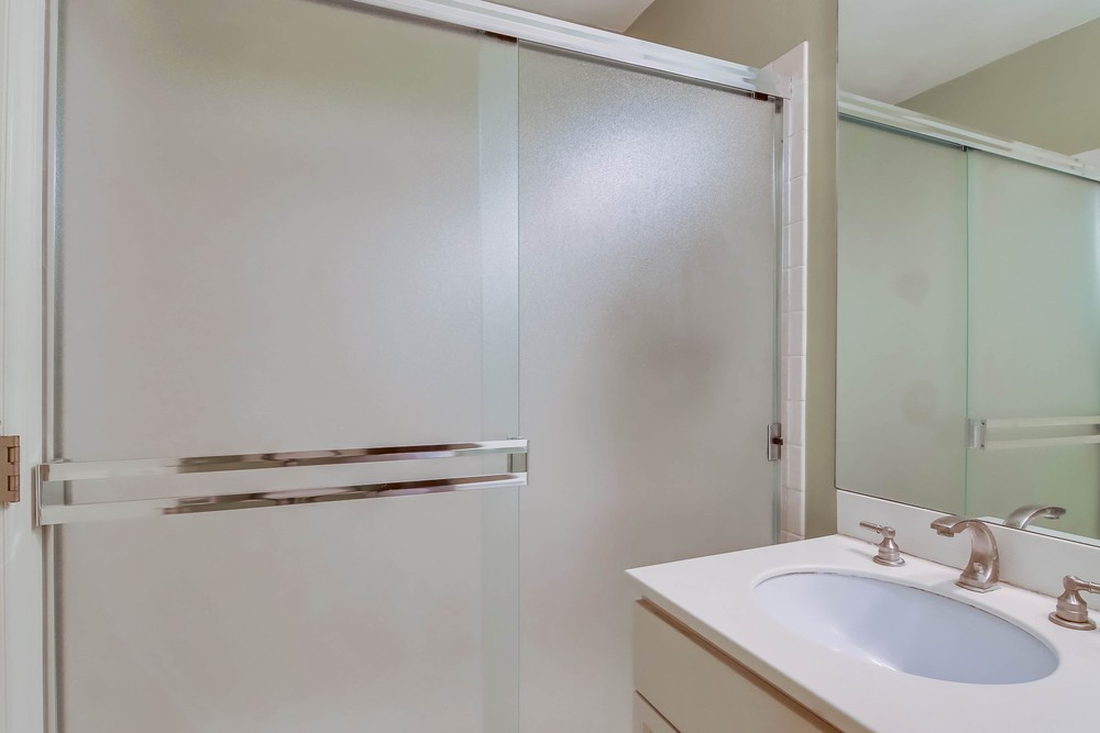 Virtual tour photo 30 of 48 for 701 Kettner Blvd UNIT 113