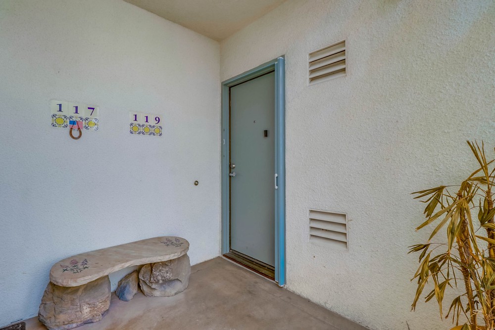 Virtual tour photo 4 of 41 for 701 Kettner Blvd UNIT 119