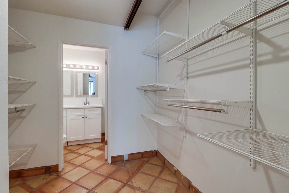 Virtual tour photo 15 of 41 for 701 Kettner Blvd UNIT 119
