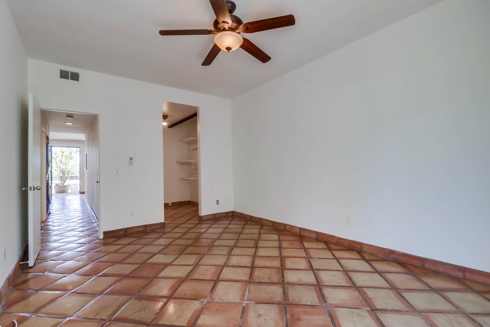 Virtual tour photo 29 of 41 for 701 Kettner Blvd UNIT 119