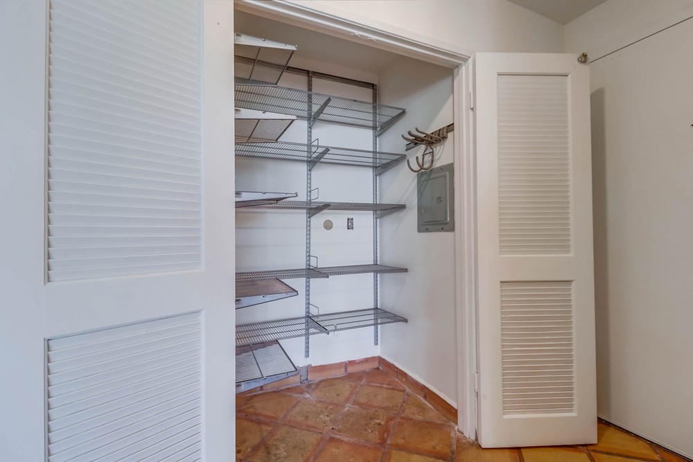 Virtual tour photo 30 of 41 for 701 Kettner Blvd UNIT 119