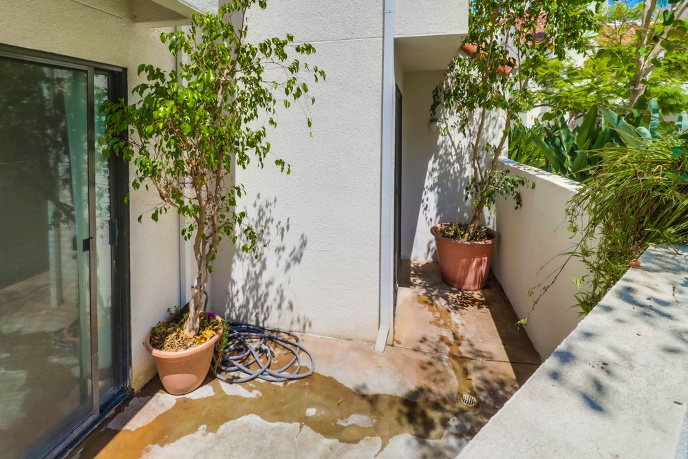 Virtual tour photo 38 of 41 for 701 Kettner Blvd UNIT 119