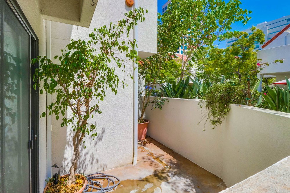 Virtual tour photo 40 of 41 for 701 Kettner Blvd UNIT 119